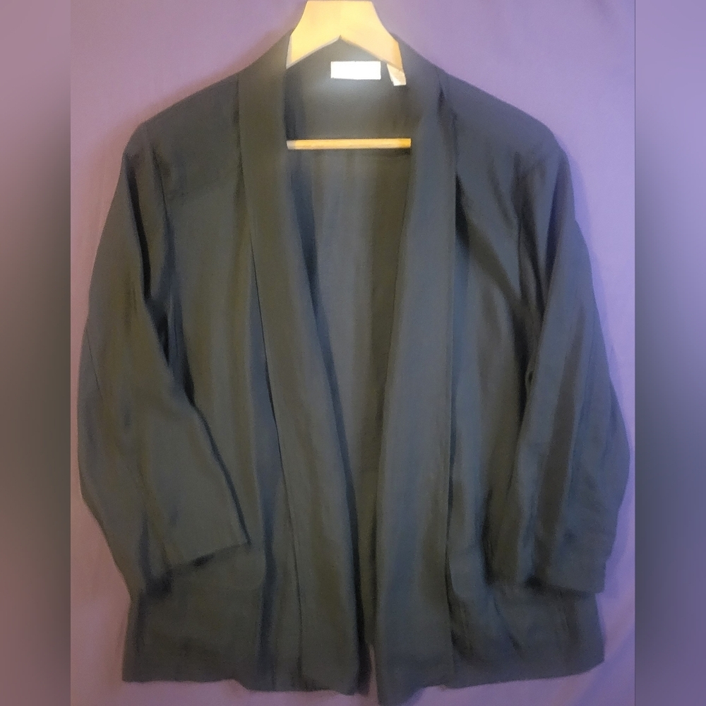 Chico's Lightweight  Black Open Front 3/4 Sleeve Jacket. Size 3 ( XL 16)